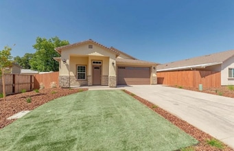 Building Photo - 955 Irem Wy