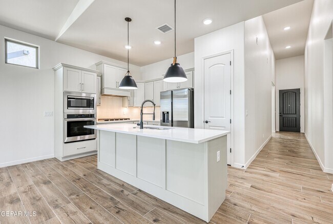 Building Photo - 3821 Aspire Pl