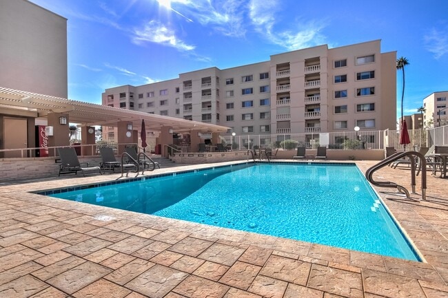 Building Photo - Old Town Scottsdale Condo with a View! Furnished