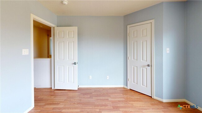 Building Photo - 5505 Orts Dr