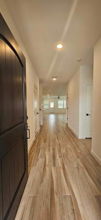 Building Photo - 8423 Bay Rdg Cir