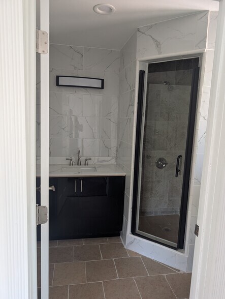 Master Bathroom - 20229 Lorenzana Dr