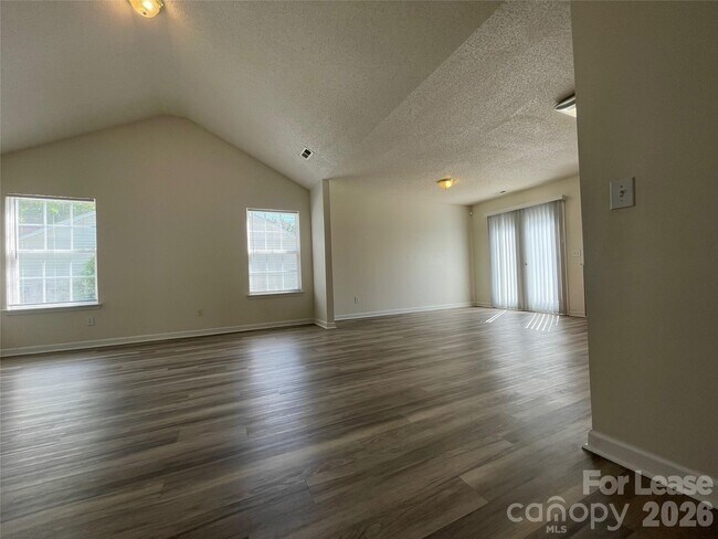 Building Photo - 6228 Sid Crane Dr