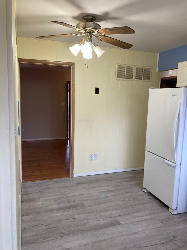 Building Photo - 2264 McKelvey Rd