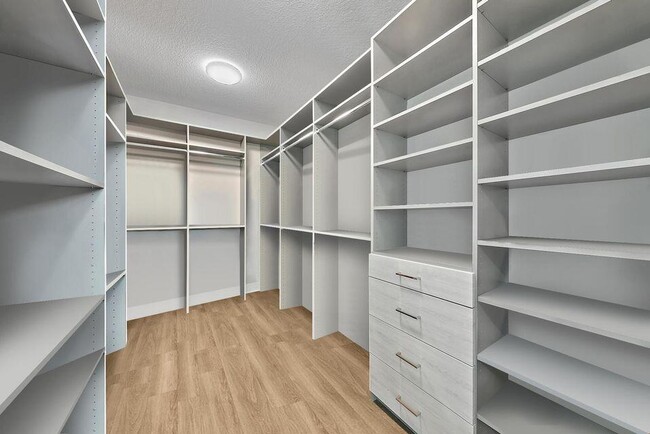 Building Photo - 13526 Artisan Cir