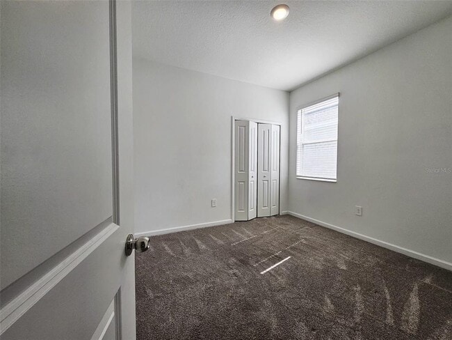 Building Photo - 652 Daring Dr