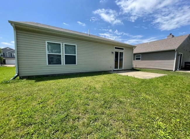 Building Photo - LEXINGTON FARMS...3 Bedroom  Bath House