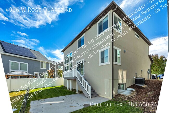 Building Photo - 4906 W Rose Quartz