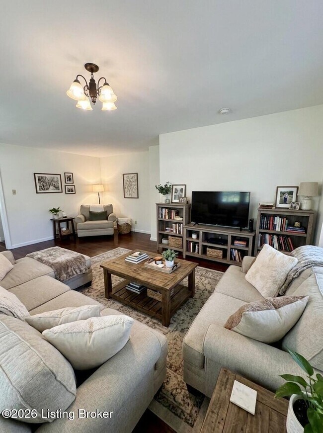Building Photo - 234 Millview Dr