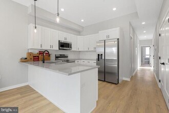 Building Photo - 919 N 15th St