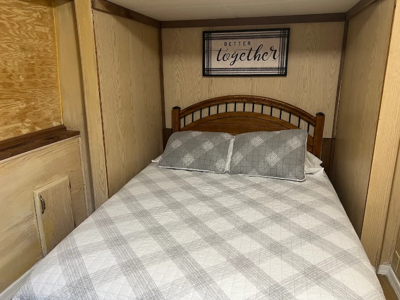 Building Photo - 1561 KY-55