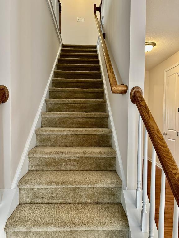 Building Photo - 4531 Hubbard Falls Dr