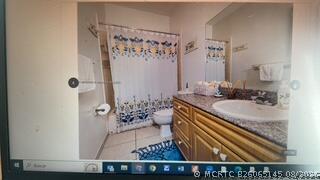 Building Photo - 4225 E Stonecreek Cir