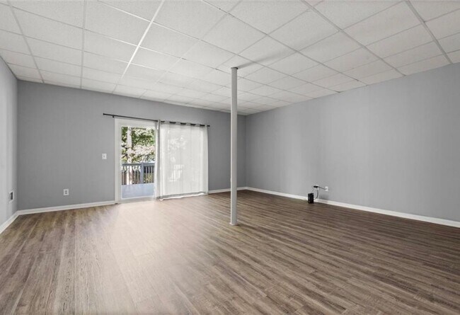 Building Photo - 2193 Oakrill Ct