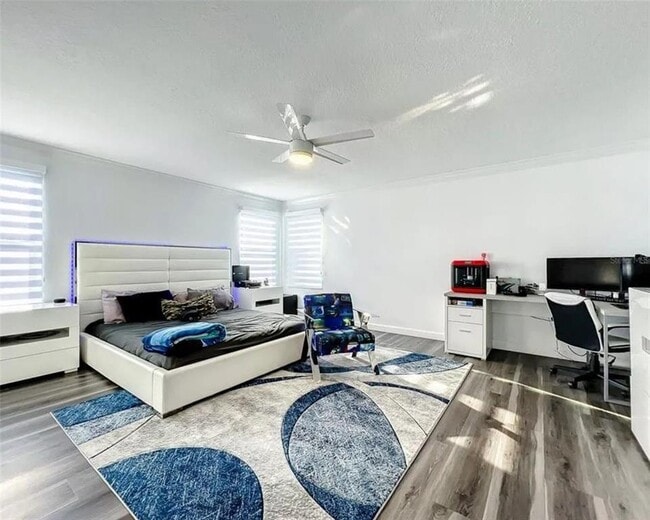 Building Photo - 2143 Camden Loop