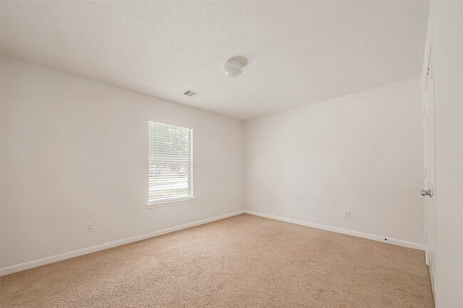 Building Photo - 29511 Legends Branch Ln