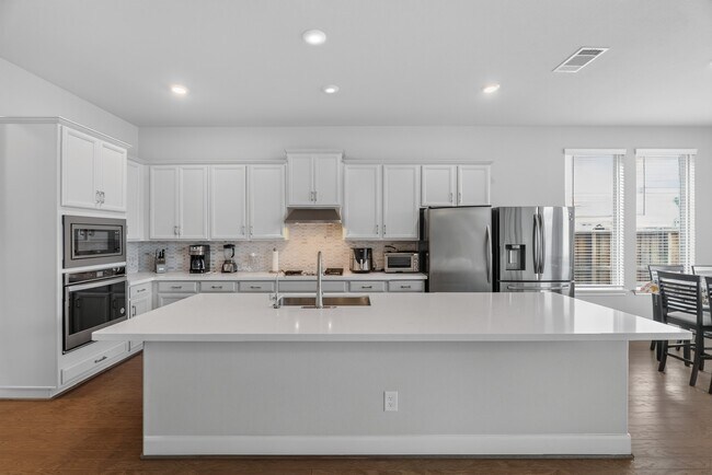 Building Photo - 8110 Copper Rock Dr