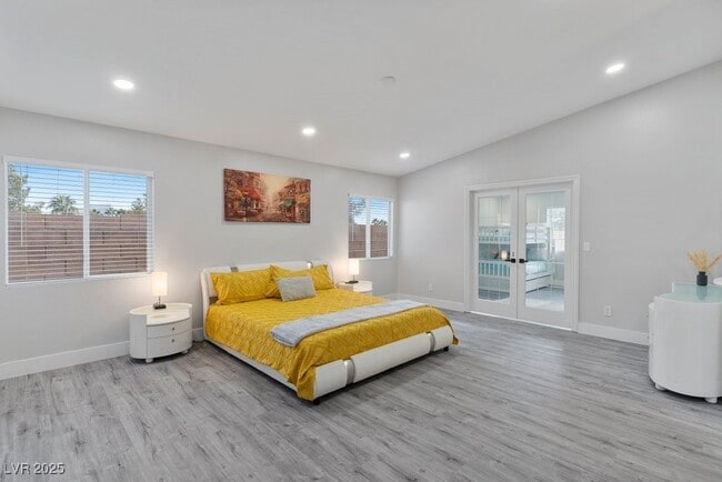 Building Photo - 5339 Estornino Ave