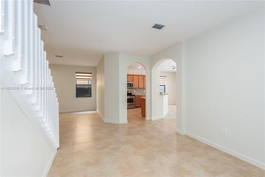 Building Photo - 11510 NW 88th Ln