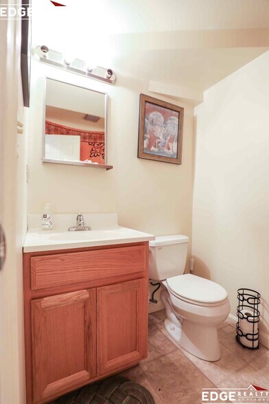 Primary Photo - 34 Raymond St