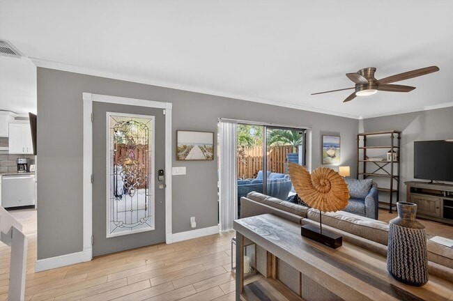 Building Photo - 112 Ocean Cove Dr