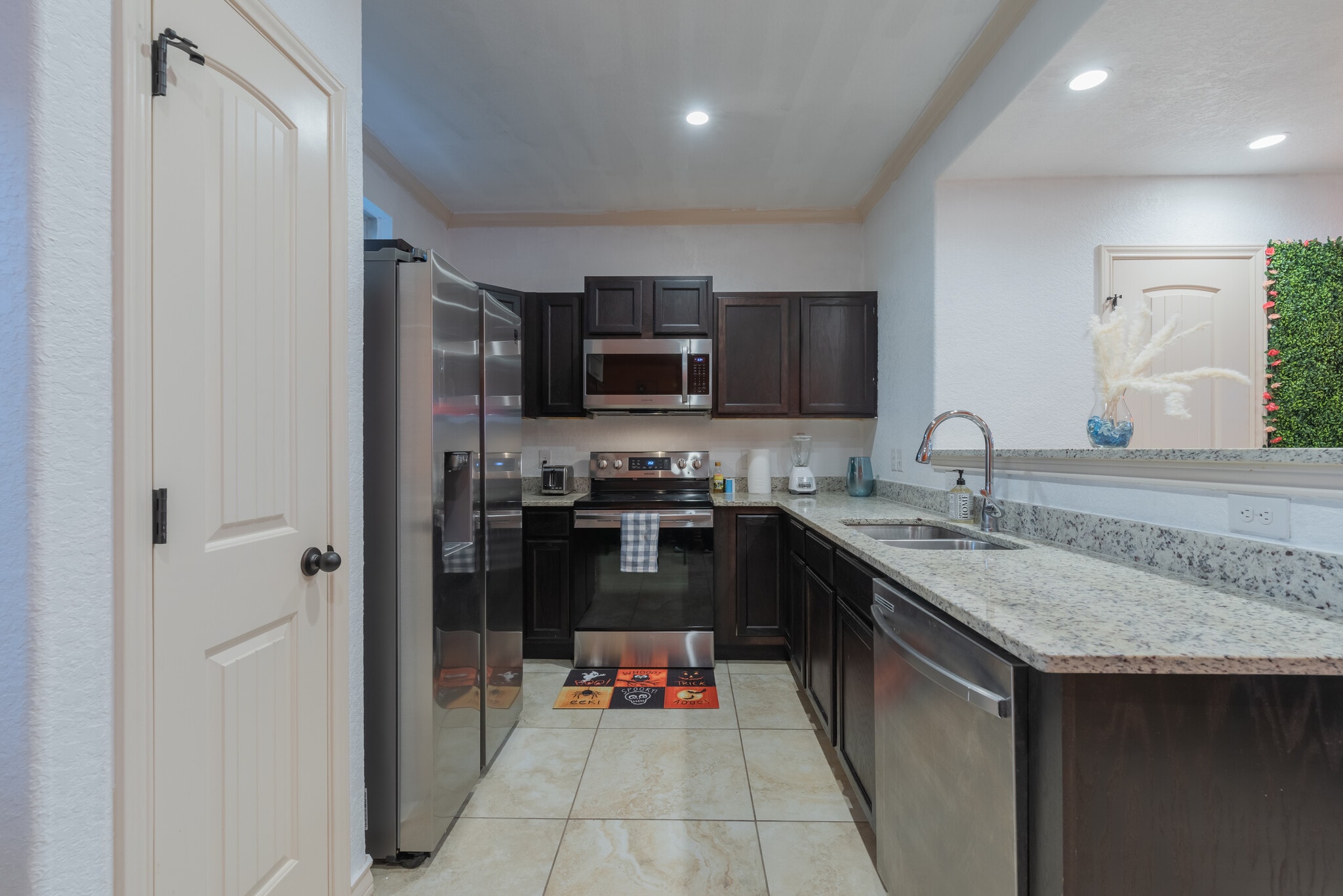 Building Photo - 6422 Marcel Way