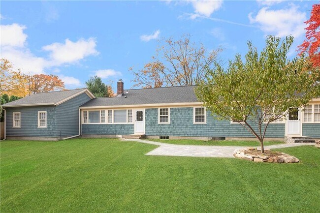 Building Photo - 286 Westcott Rd