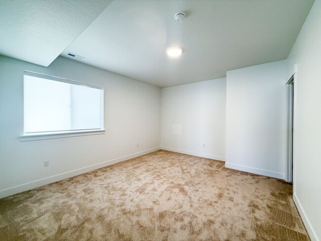 Building Photo - Spacious Family Home with Modern Upgrades
