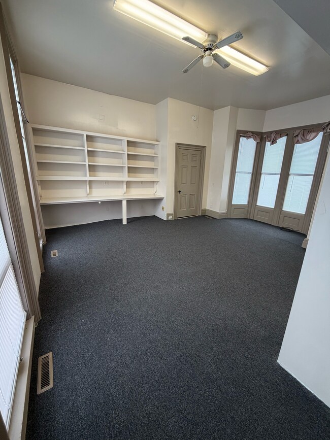 Building Photo - 5224 West Senca St