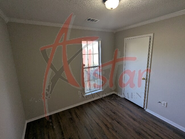 Building Photo - 3815 Shadow Oaks Pkwy