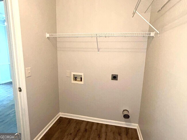 Building Photo - 160 Wisteria Blvd