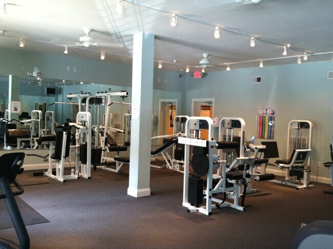 Building Photo - 770 Walker Square