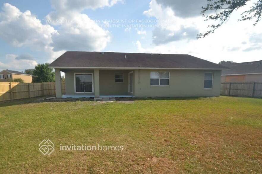 Building Photo - 811 Albi Ct
