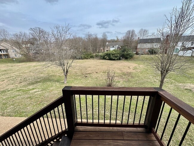 Building Photo - One-Level Living with Garage on a Cul-de-Sac in Nashville!