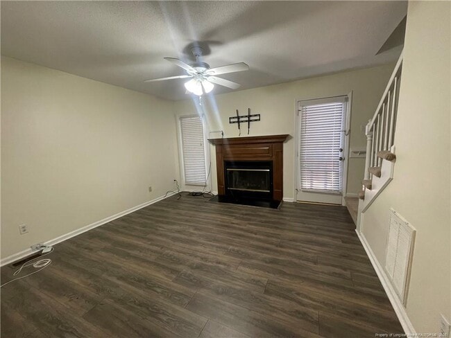 Building Photo - 2059 Trexler Ct