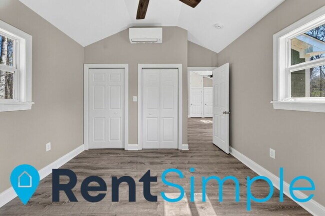 Building Photo - 5541 Sperryville Pike