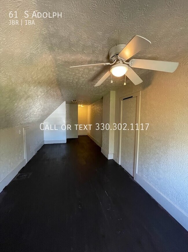 Building Photo - 61 S Adolph St