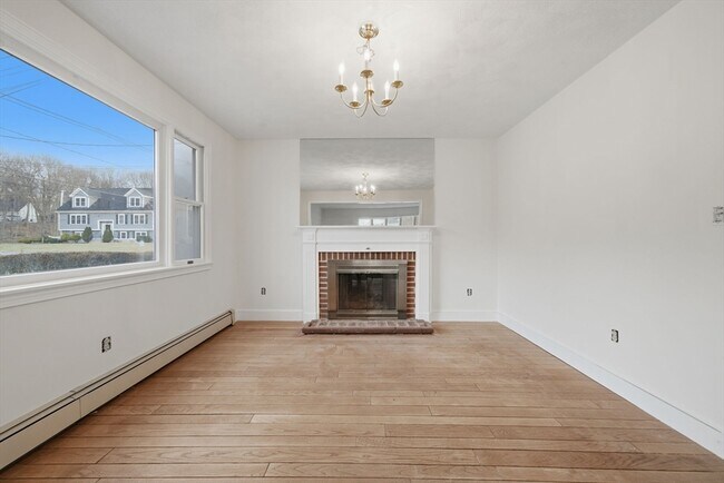 Building Photo - 99 Garfield Ave