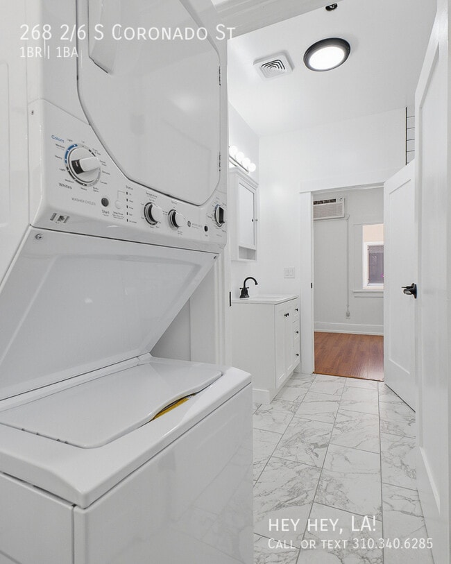 Building Photo - 268 2/6-266 S Coronado St