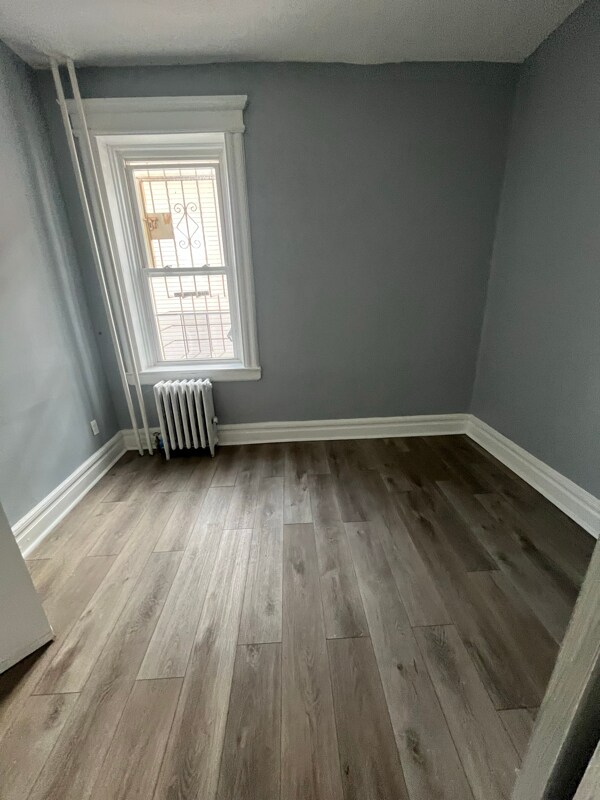 Building Photo - 16 Duryea St