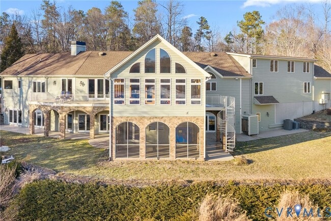 Building Photo - 3535 Meadow Rd