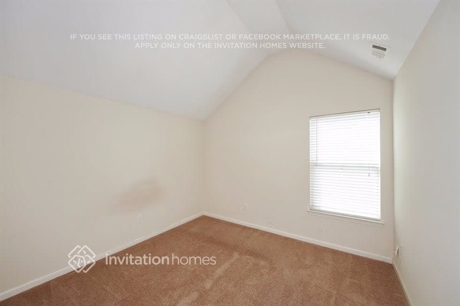 Building Photo - 4838 Bryant Dr