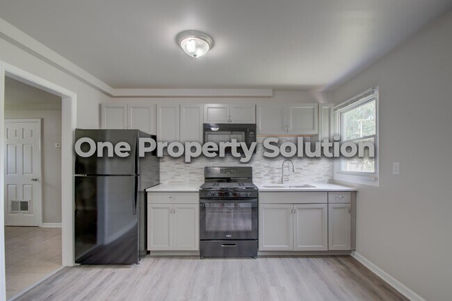 Building Photo - 5001 Carolina St