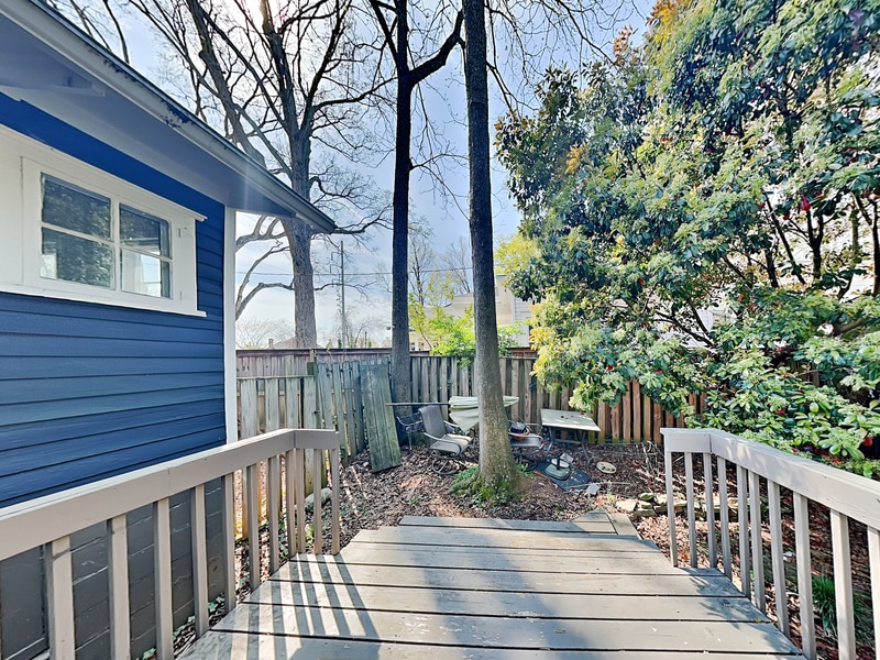 Building Photo - 595 Boulevard SE