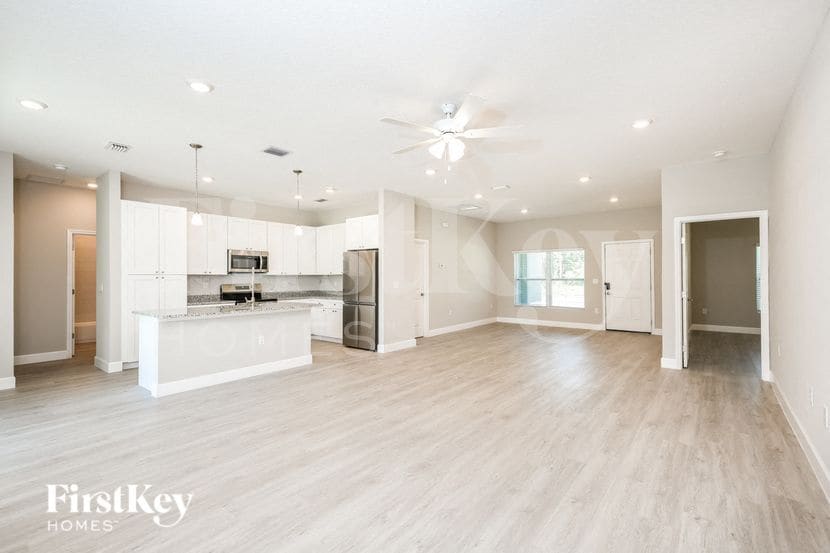 Building Photo - 1340 Cogan Dr