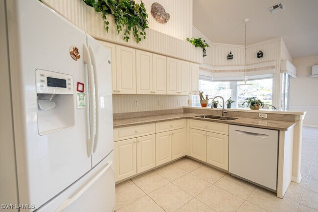 Building Photo - 9287 Coachhouse Ln