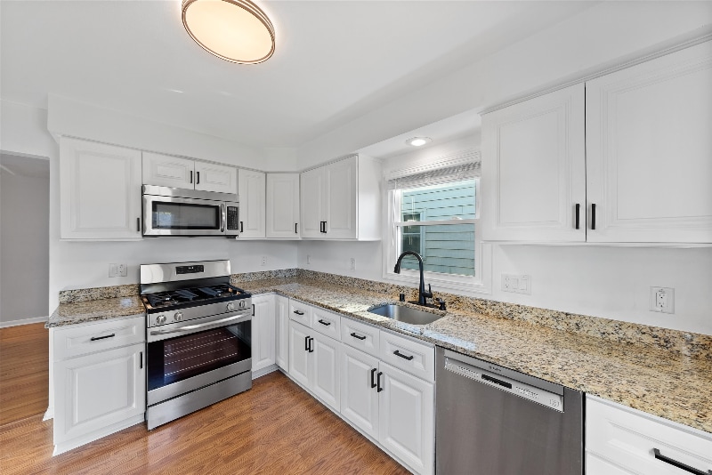 Building Photo - 3035 N 89th St