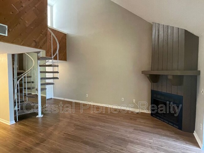 Building Photo - 5020 Puritan Cir