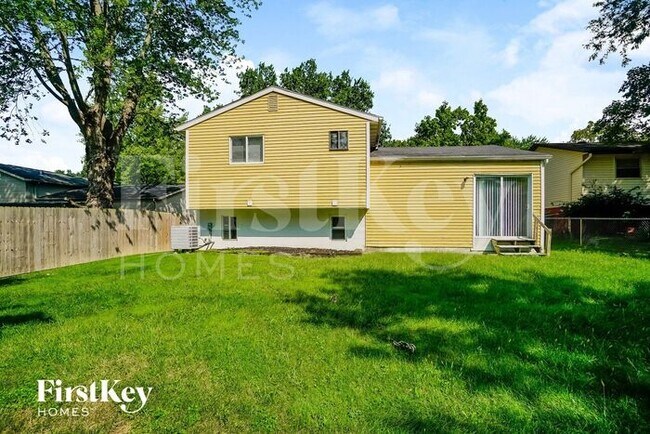 Building Photo - 627 Presidential Way