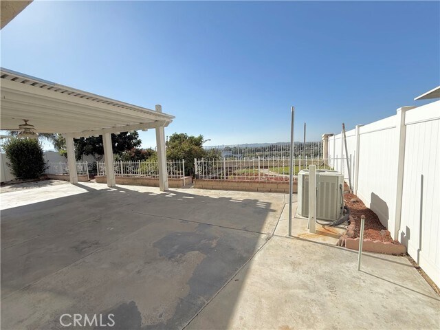 Building Photo - 27470 Bolandra Ct